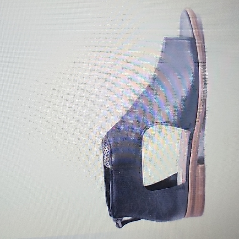 ED ELLEN DEGENERES LEATHER CUT-OUT SANDALS - Surah